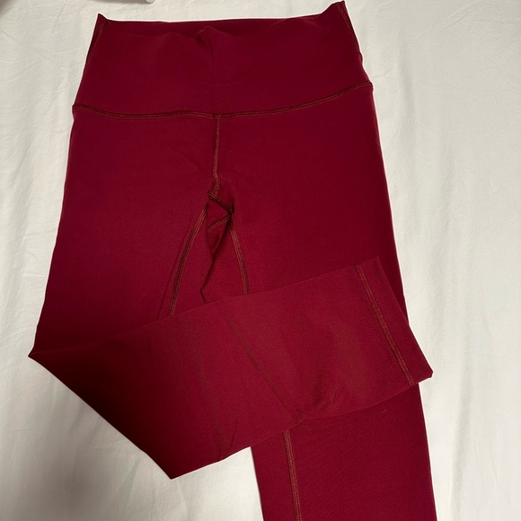 BNWOT Lululemon Wunder Under Leggings 25” - Picture 4 of 4